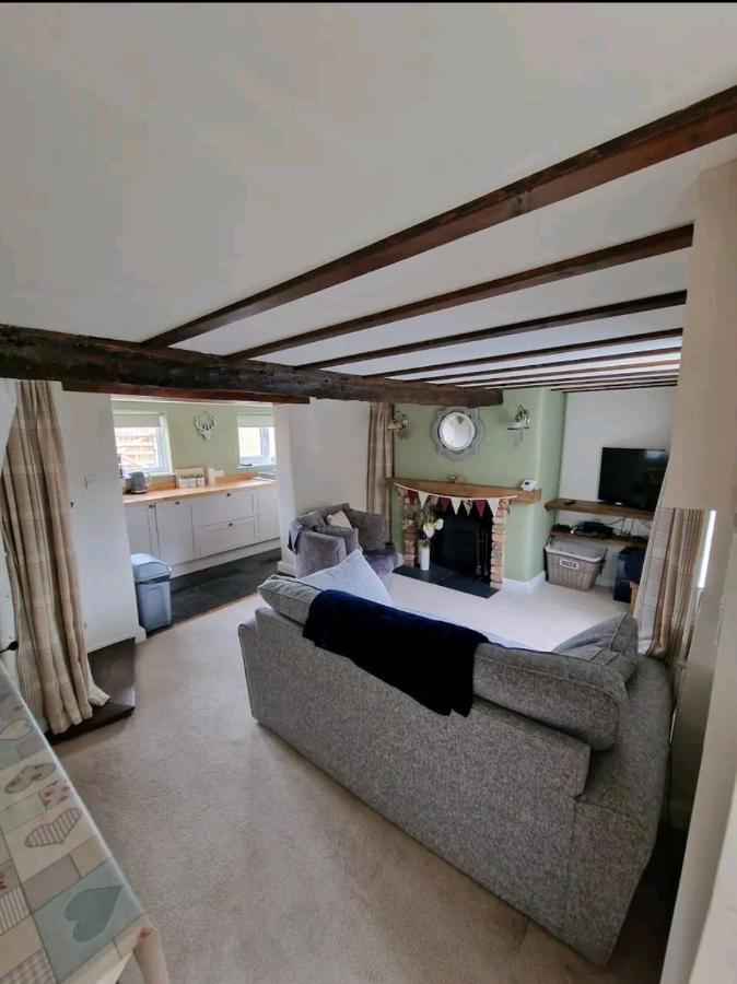 Daisy Cottage Warminster Exterior photo