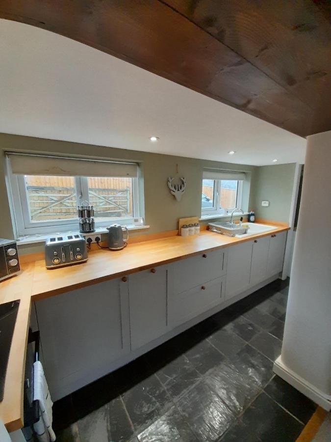 Daisy Cottage Warminster Exterior photo